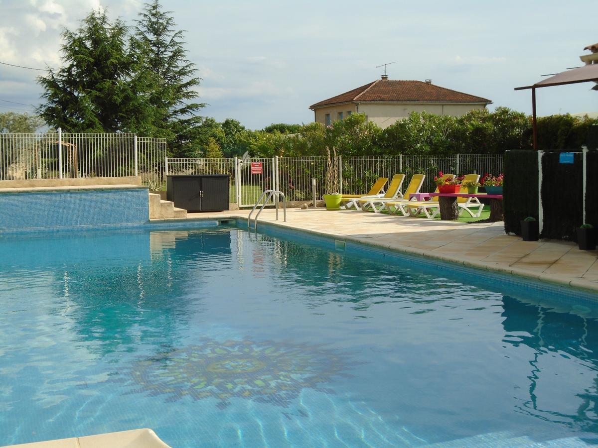 Gite Les Feuilles De Chene Villa Carpentras Exterior photo